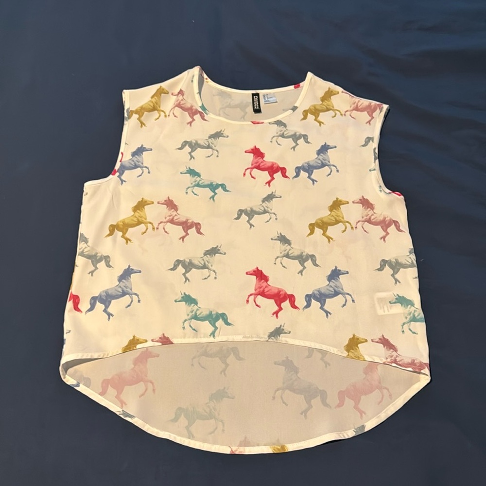 Divided blouse (used in good condition)